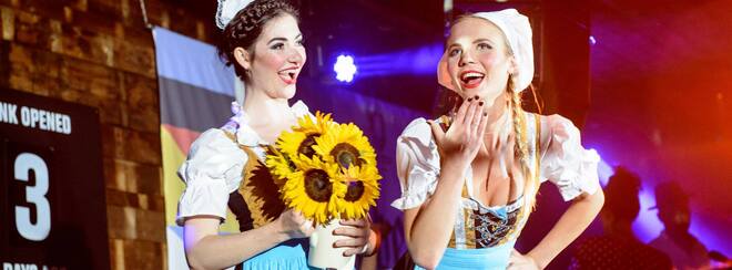 Kunst Kabaret // MERGE THE BIRDS