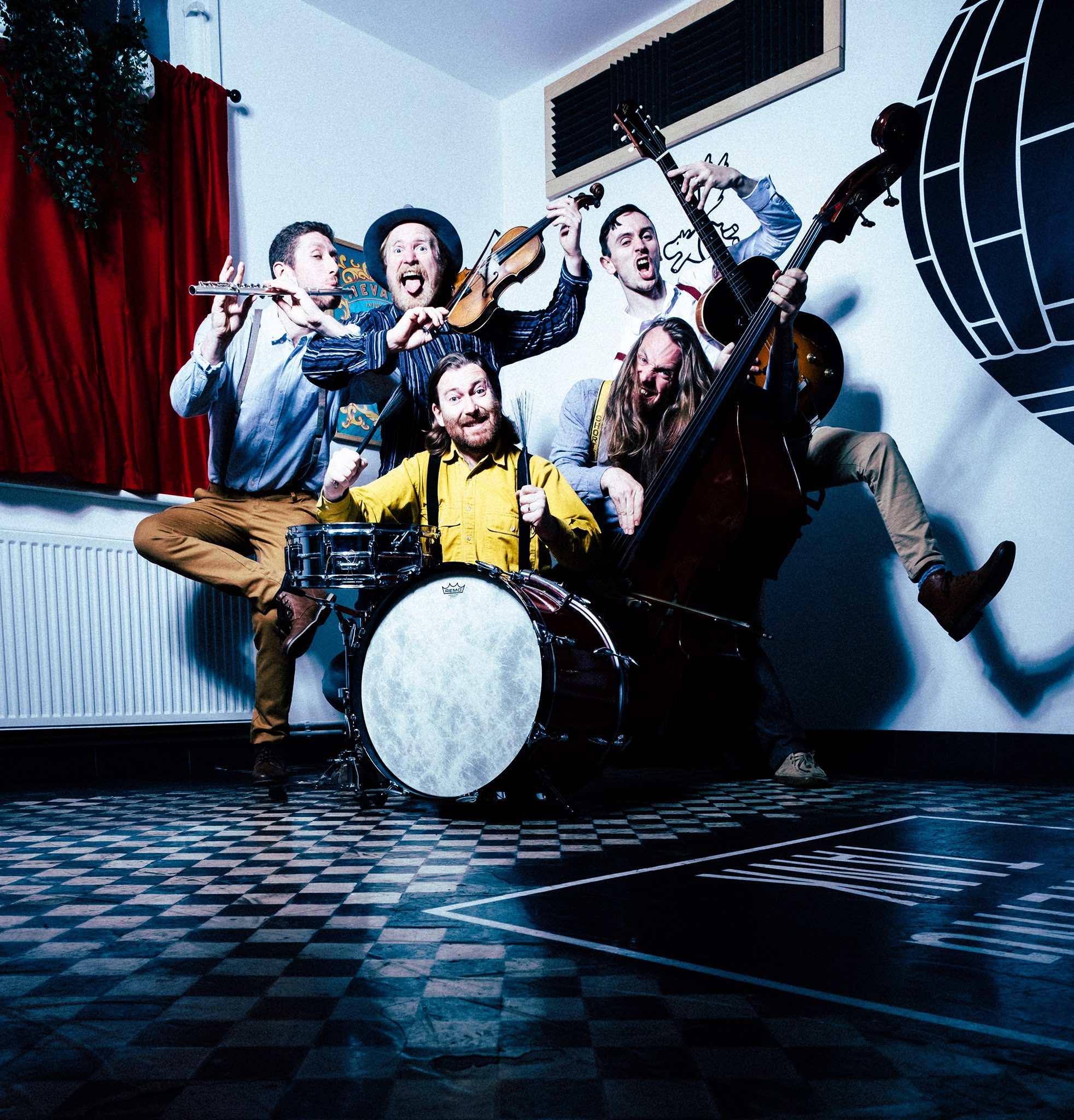 Sheelanagig // Yellow Arch, Sheffield