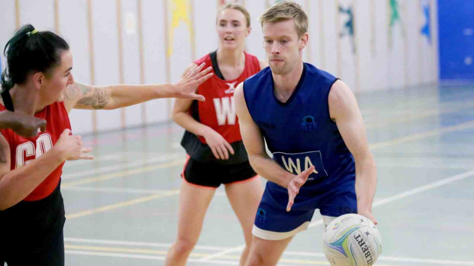 Thursday | Singles Netball | Shoreditch (7PM)