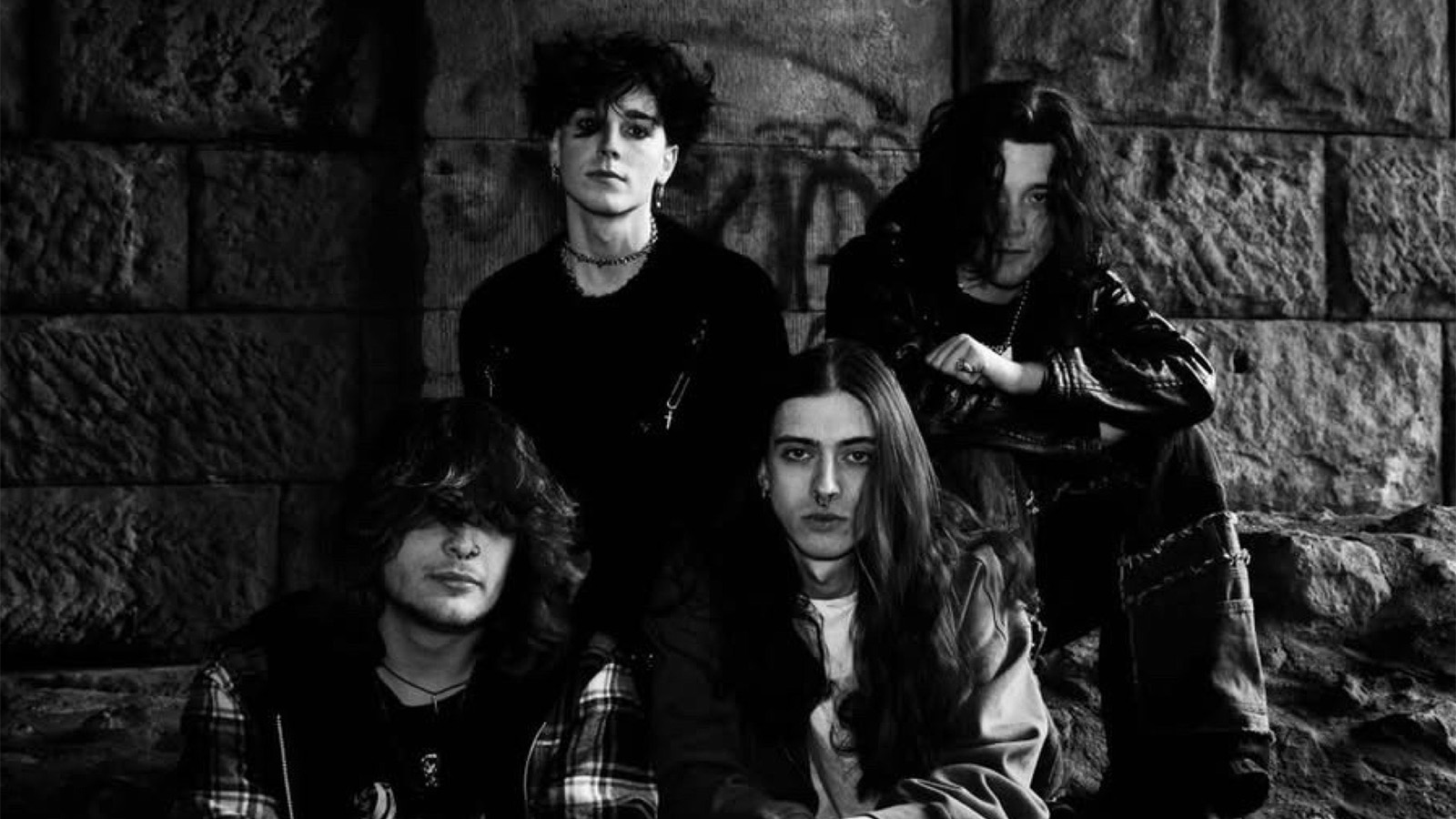 Wretch & Wingz Of The Monkey w/ Buried Upstream