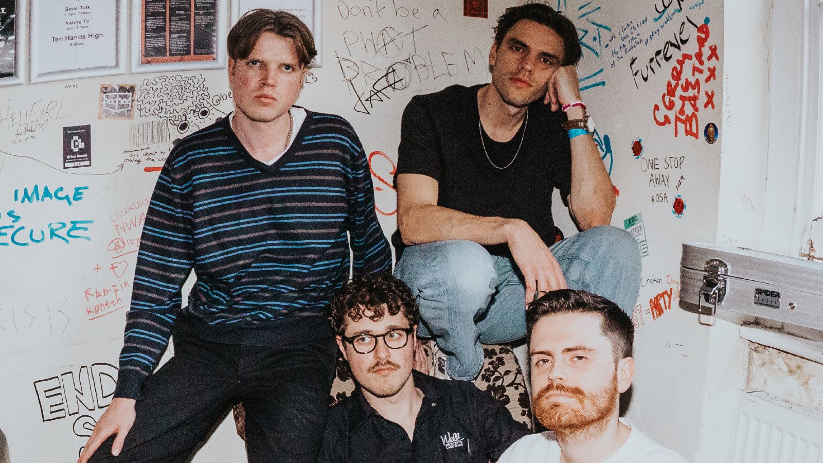 Ten Hands High | London, Colours