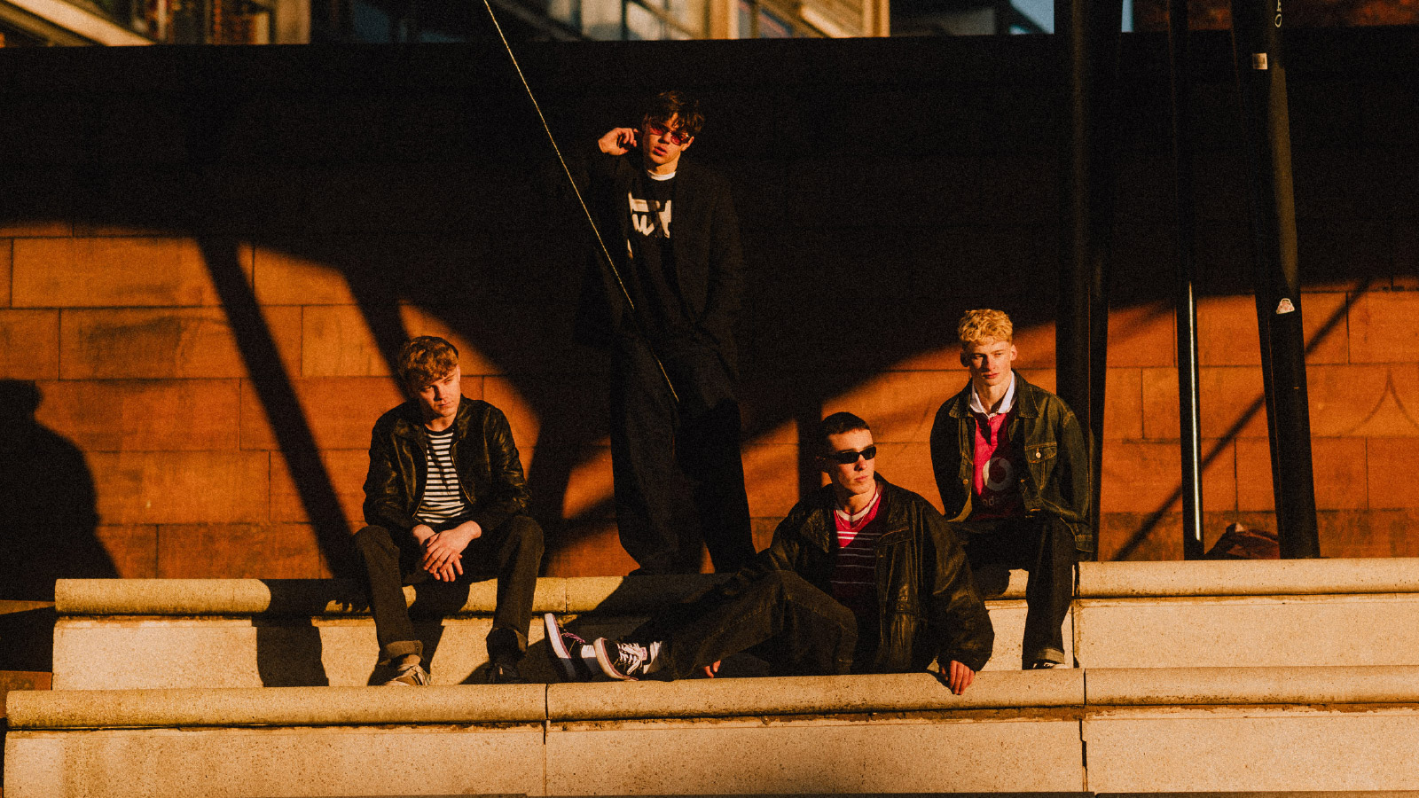 REDCHECKS | Manchester, Lions Den