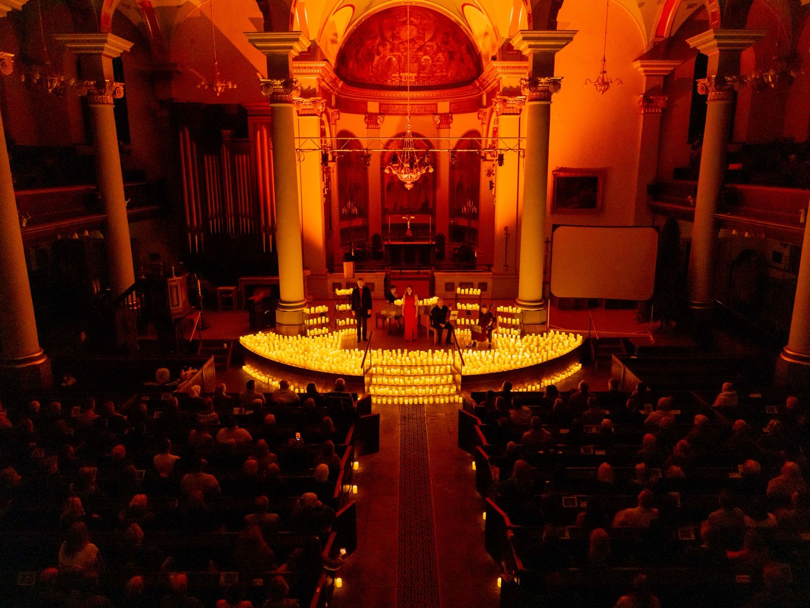 A Fleetwood Mac Candlelight Experience In Thame🕯️Friday 13th March