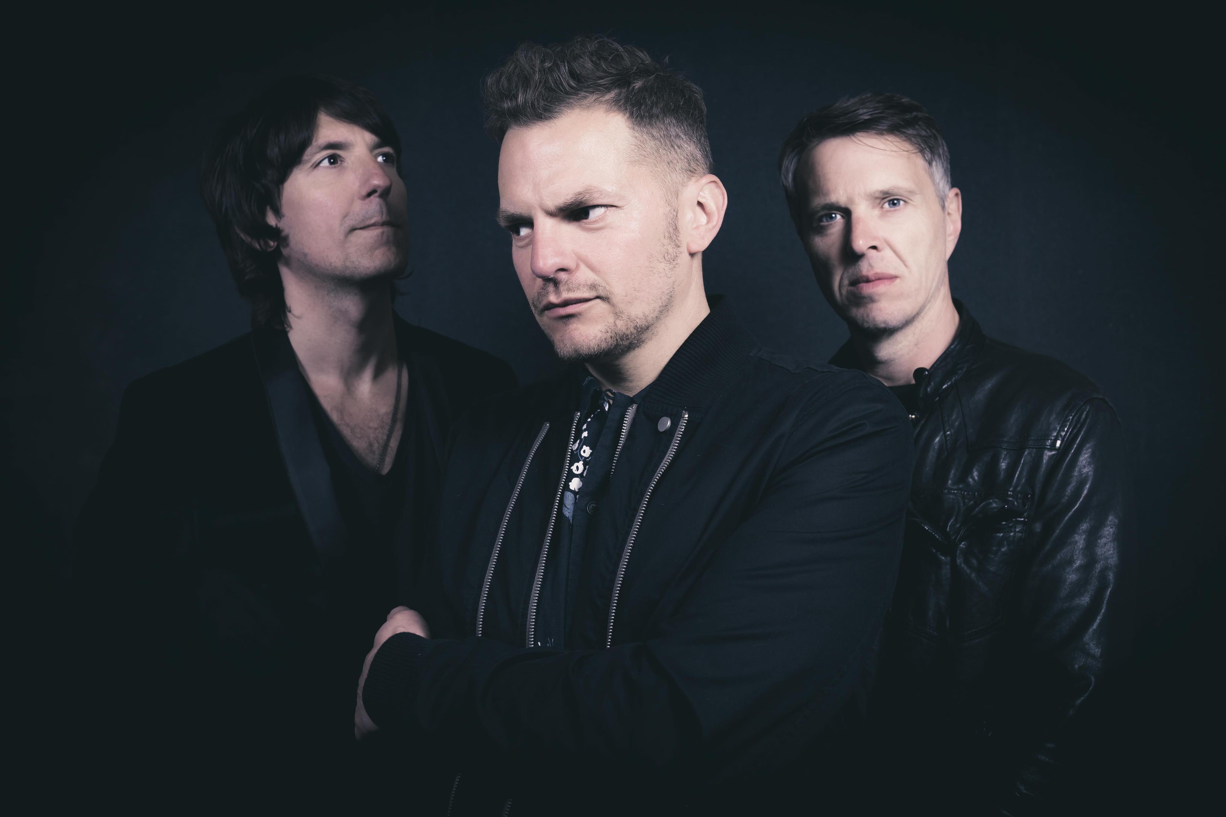 TOPLOADER
