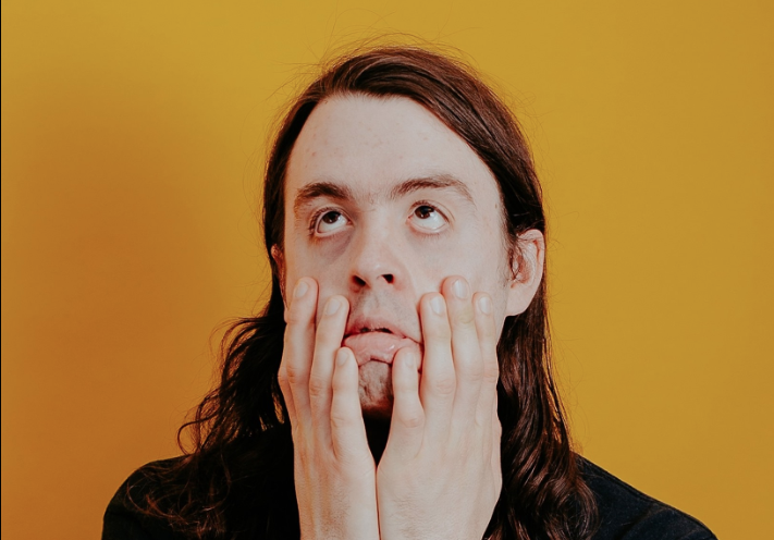 Glitterer *Matinee Show*