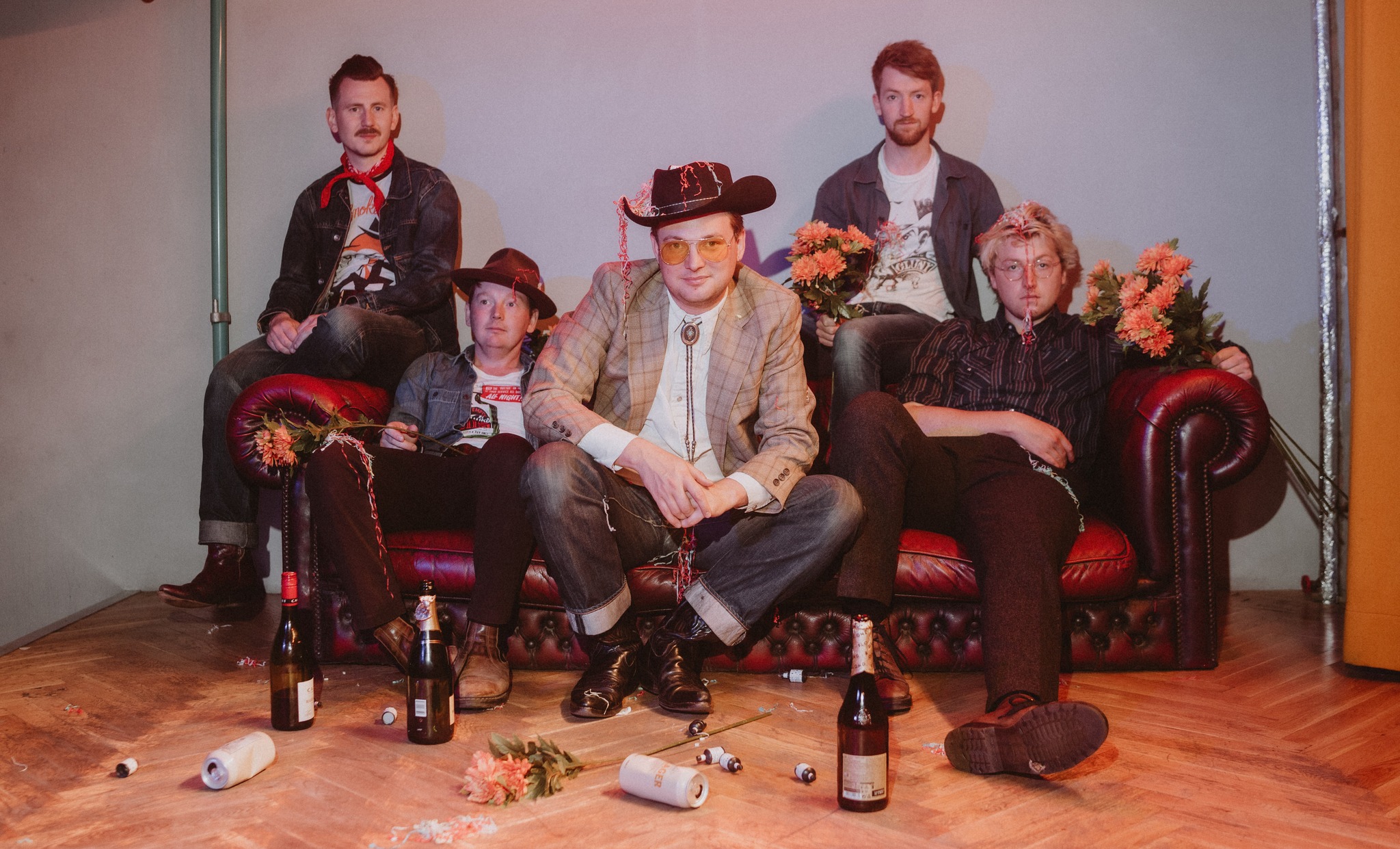 Rob Heron & The Tea Pad Orchestra + True Strays