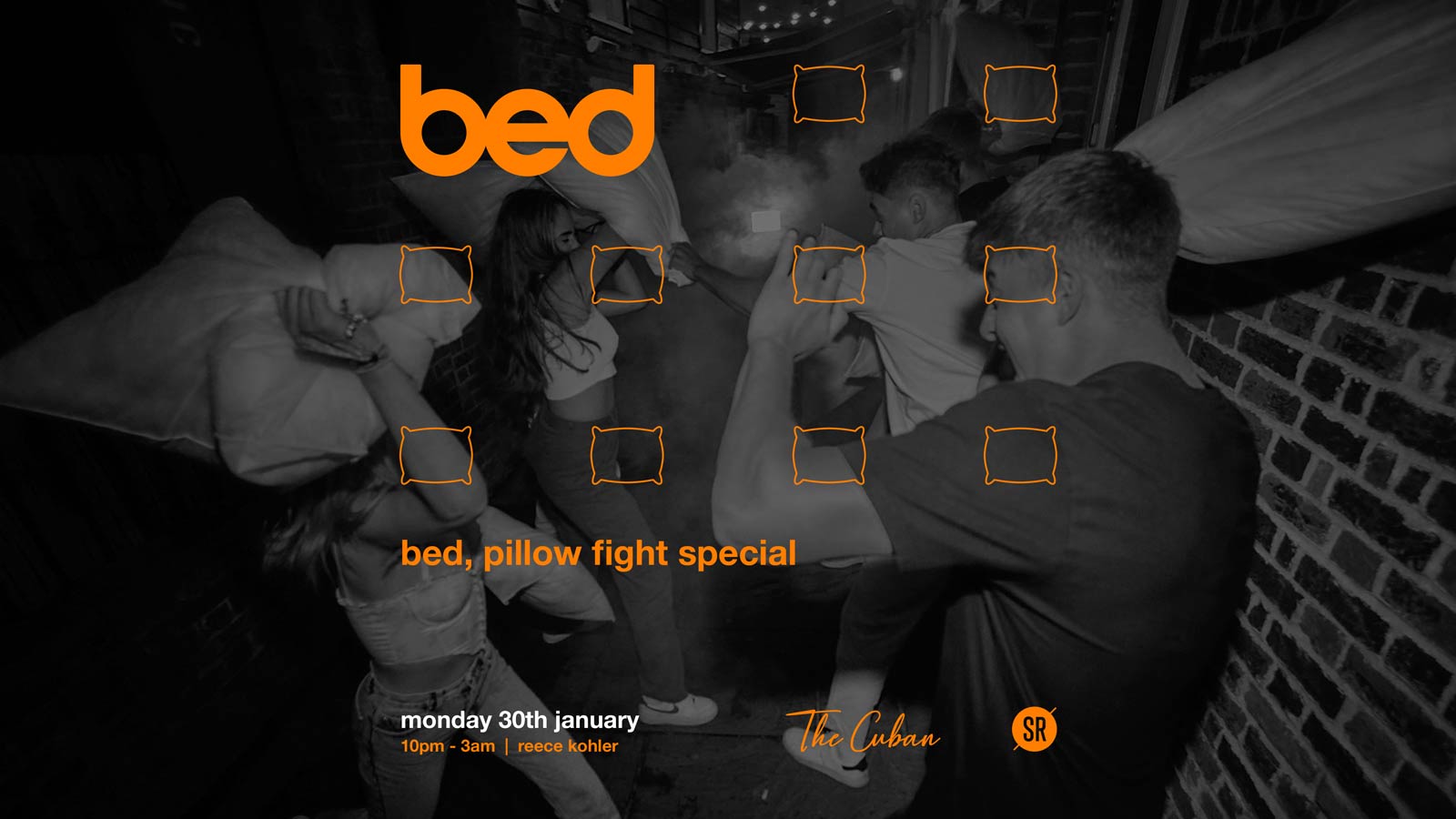 bed – Pillow fight – 01/30/22
